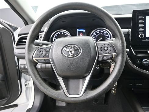 Used 2024 Toyota Camry LE image 7