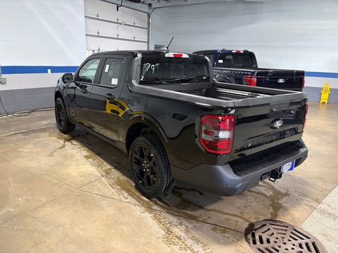New 2026 Ford Maverick Lariat w/ Black Appearance Package AWD/4WD image 4