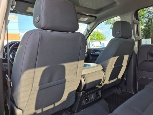 Used 2023 Chevrolet Silverado 1500 LT image 34