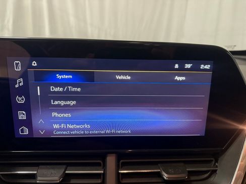 Used 2024 Chevrolet Trax RS w/ Sunroof Package image 33