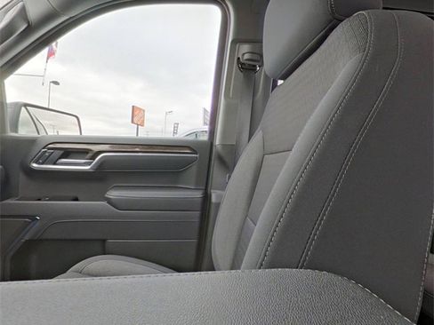 Used 2025 GMC Sierra 1500 Elevation image 25