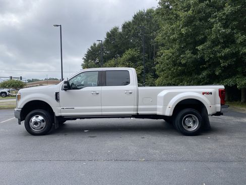 Used 2018 Ford F350 Lariat w/ Lariat Ultimate Package AWD/4WD image 6