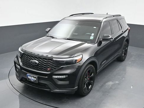 Certified 2021 Ford Explorer ST w/ Equipment Group 401A image 11