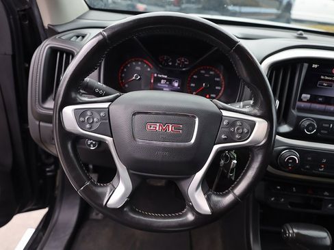 Used 2015 GMC Canyon SLT w/ Driver Alert Package image 13