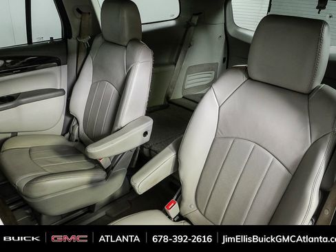 Used 2015 Buick Enclave Leather image 19