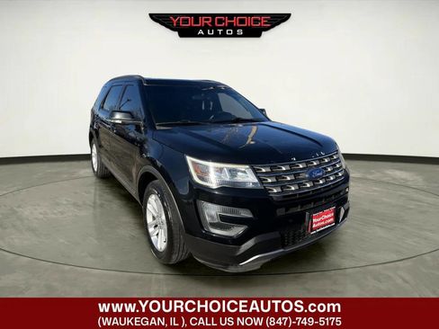 Used 2016 Ford Explorer XLT w/ Equipment Group 202A image 7