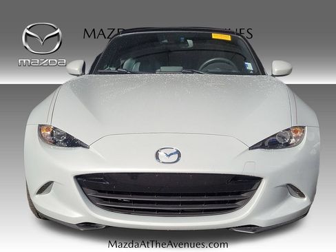 Used 2016 MAZDA MX-5 Miata Grand Touring RWD image 4