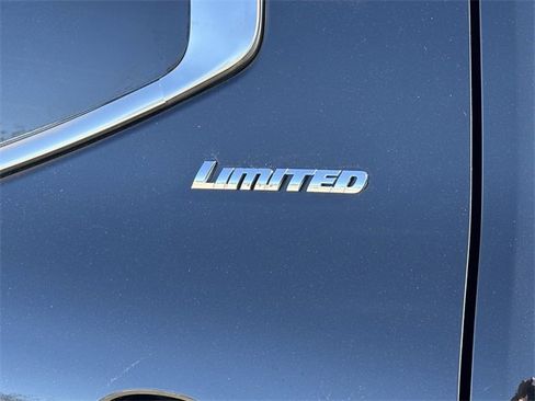 Used 2024 Toyota Tundra Limited image 31