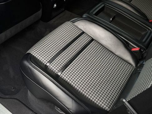 Used 2023 Porsche Cayenne Turbo S image 48