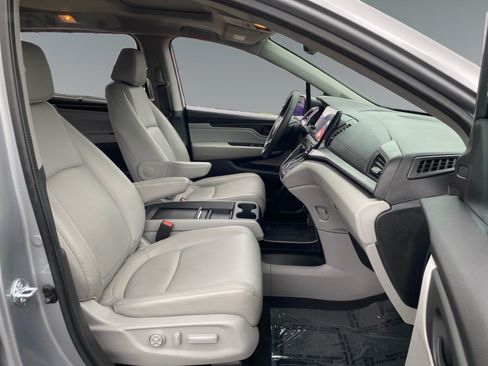 Used 2024 Honda Odyssey EX-L image 15