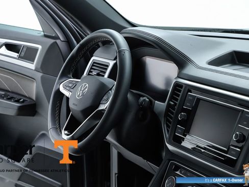 Used 2022 Volkswagen Atlas Cross Sport SE image 71