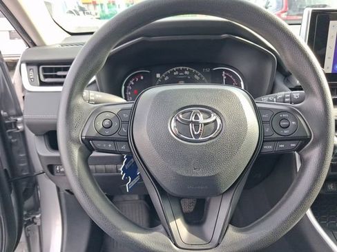 Used 2024 Toyota RAV4 XLE w/ Convenience Package FWD image 16