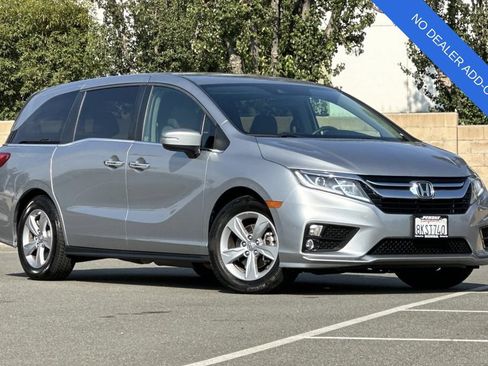 Used 2019 Honda Odyssey EX image 2