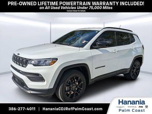 Used 2026 Jeep Compass Latitude w/ Quick Order Package 29K AWD/4WD image 8