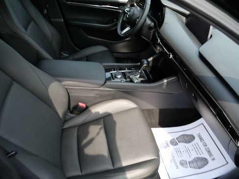 Used 2019 MAZDA MAZDA3 Sedan w/ Select Package FWD image 25