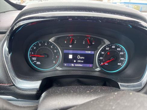 Used 2022 Chevrolet Traverse RS image 11