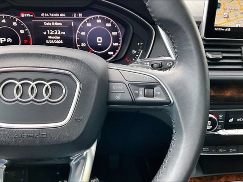 Used 2018 Audi Q5 2.0T Premium Plus w/ Premium Plus Package AWD/4WD image 25