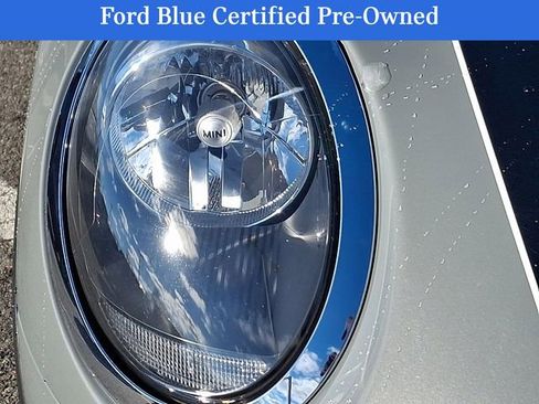 Used 2019 MINI Cooper S w/ Signature Upholstery Package image 11