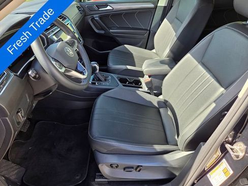 Certified 2023 Volkswagen Tiguan SE FWD image 9