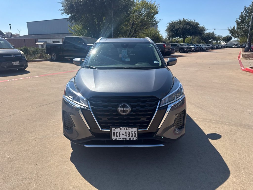 Certified 2024 Nissan Kicks SV FWD image 8
