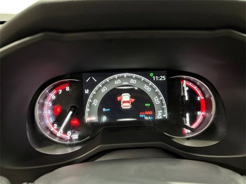 New 2025 Toyota RAV4 XLE image 13