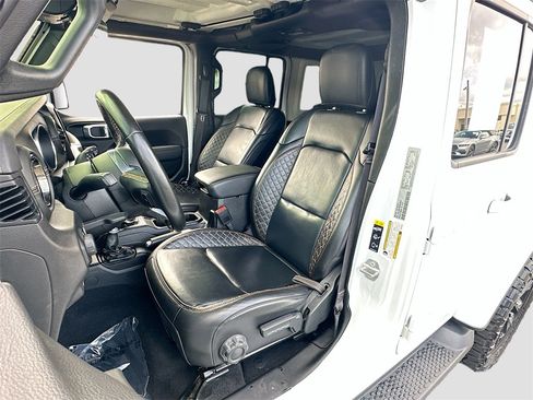 Used 2021 Jeep Wrangler Unlimited Sahara image 22
