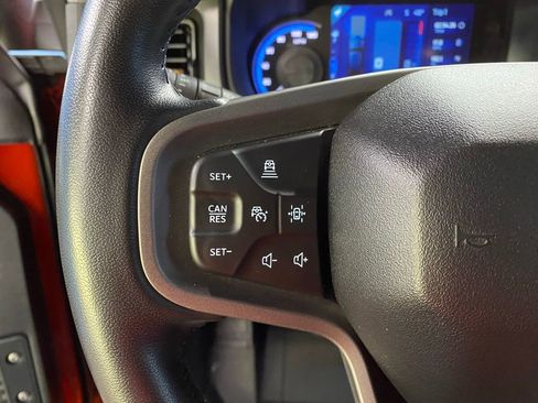 Used 2023 Ford Bronco Badlands image 19