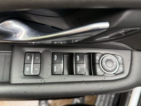 Used 2021 GMC Yukon Denali image 23