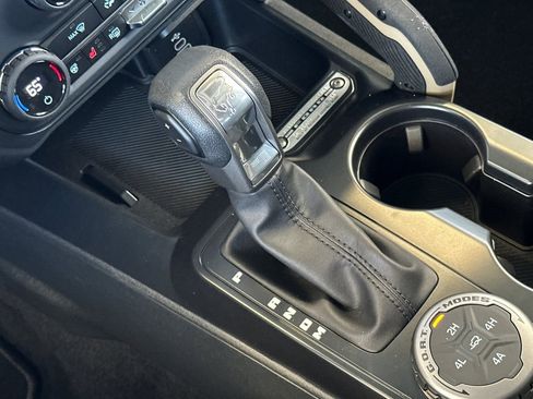 New 2026 Ford Bronco Badlands image 21