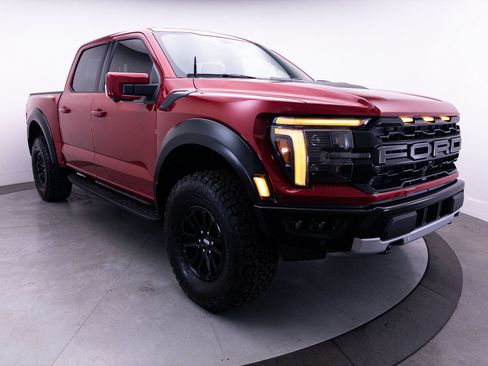 Used 2025 Ford F150 Raptor AWD/4WD image 14