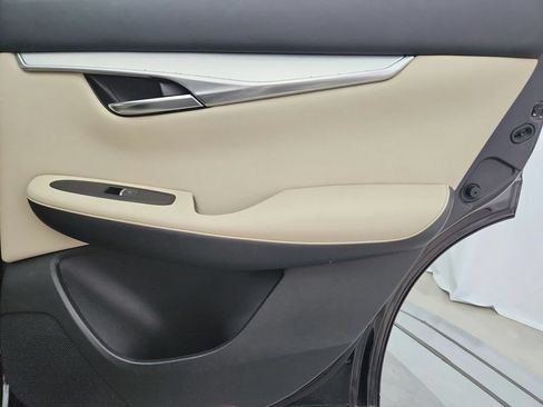 Used 2021 INFINITI QX50 Luxe AWD/4WD image 28