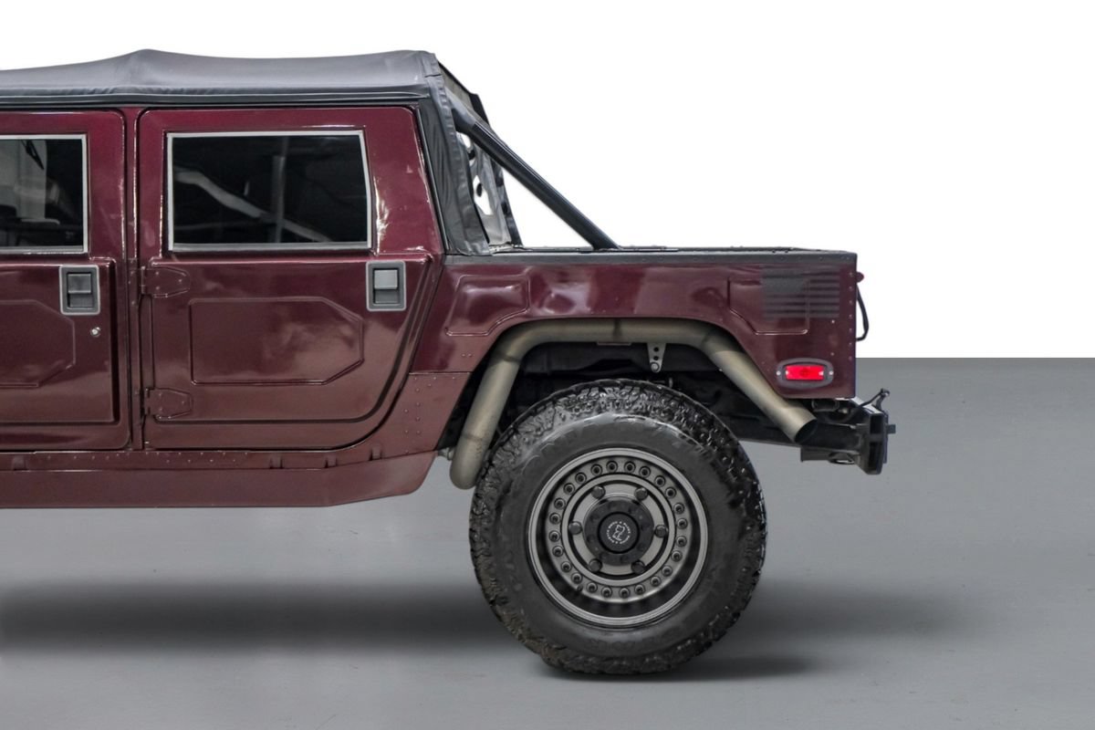 Used 1994 HUMMER H1 4-Door Open Top AWD/4WD image 11