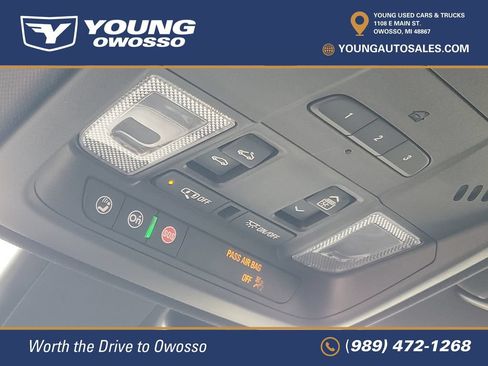 Used 2022 Cadillac XT4 Premium Luxury w/ Cold Weather Package AWD/4WD image 22