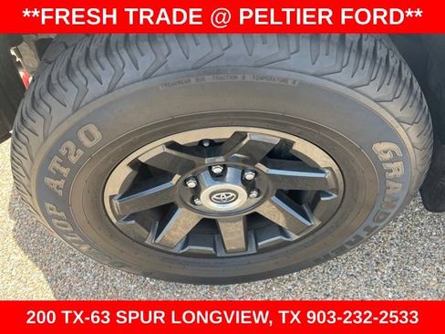 Used 2022 Toyota 4Runner Trail Special Edition AWD/4WD image 5