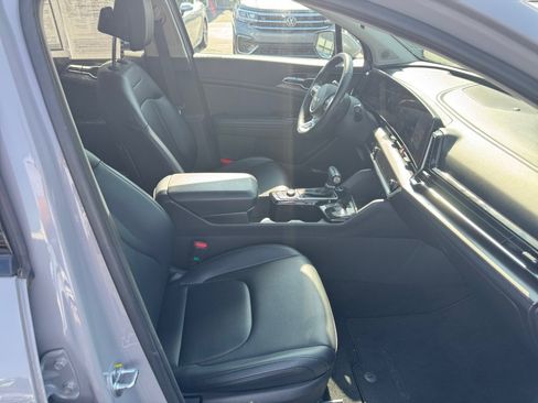 Used 2023 Kia Sportage SX FWD image 32