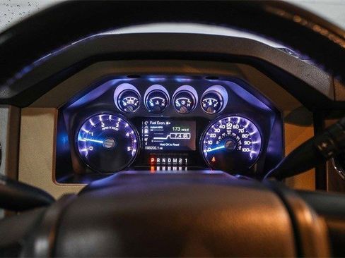 Used 2016 Ford F350 Lariat w/ Lariat Interior Package image 22