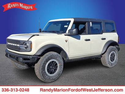 New 2025 Ford Bronco Badlands w/ Sasquatch Package