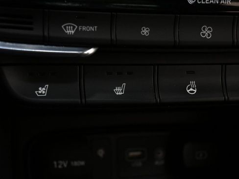 Used 2019 Hyundai Santa Fe Ultimate image 9