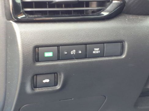 Used 2023 Nissan Sentra SV image 15