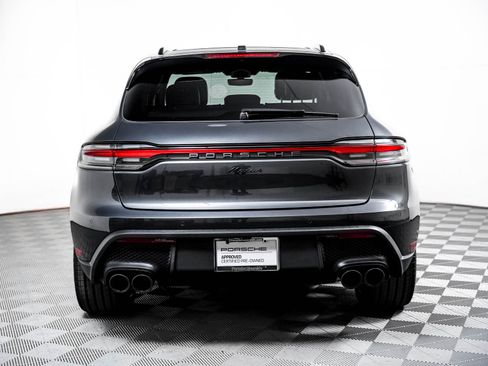 Certified 2025 Porsche Macan AWD/4WD image 11