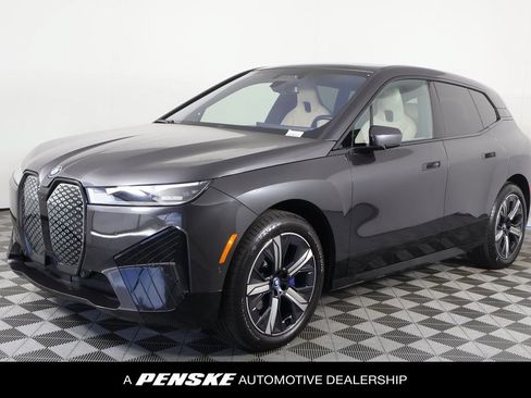Used 2024 BMW iX xDrive50 w/ Premium Package AWD/4WD image 1