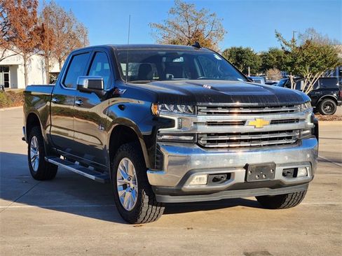 Used 2021 Chevrolet Silverado 1500 LTZ image 3