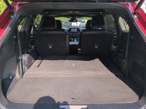 Used 2023 Toyota Highlander XSE AWD/4WD image 13