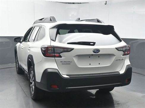 Certified 2025 Subaru Outback Premium w/ Popular Package #1A image 6