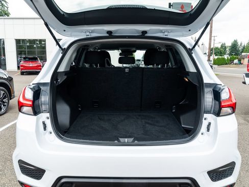 Used 2023 Mitsubishi Outlander Sport ES AWD/4WD image 7