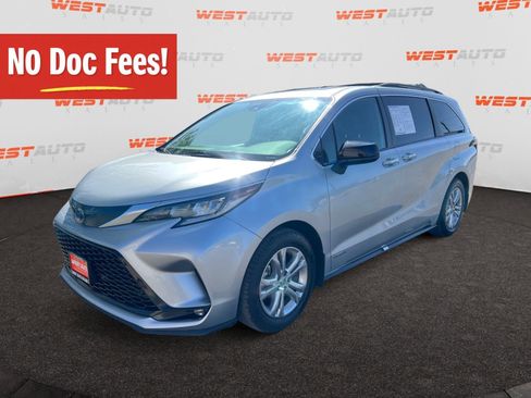 Used 2021 Toyota Sienna XSE w/ XSE Plus Package AWD/4WD image 1