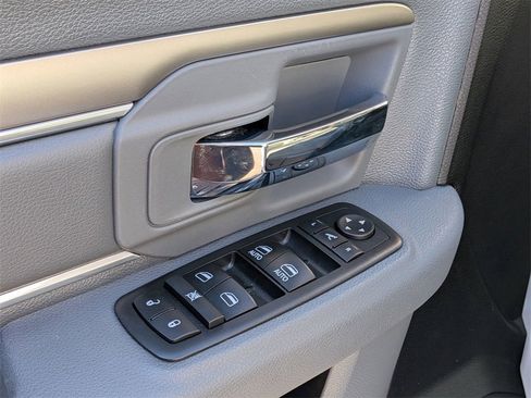 Used 2017 RAM 2500 Big Horn image 10