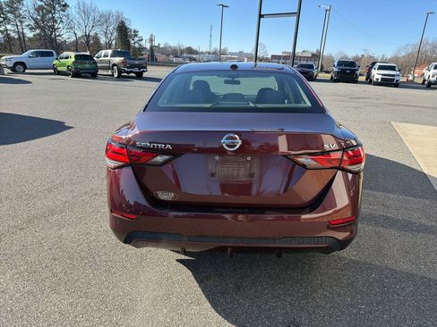 Used 2021 Nissan Sentra SV image 7