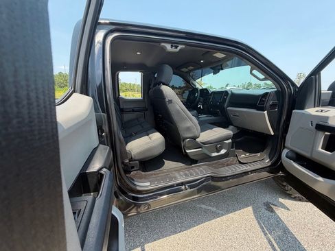 Used 2018 Ford F150 XL w/ Equipment Group 101A Mid AWD/4WD image 35