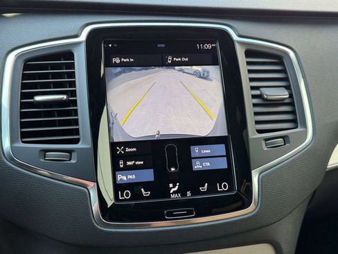 Used 2017 Volvo XC90 T5 Momentum w/ Vision Package FWD image 21